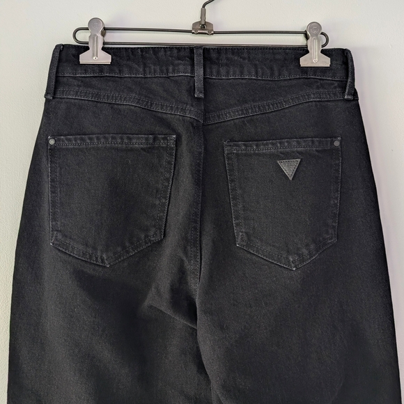 Guess Women's Amaya Straight Leg Black Jeans with Black Leather Applique~Size 27 - Picture 6 of 9
